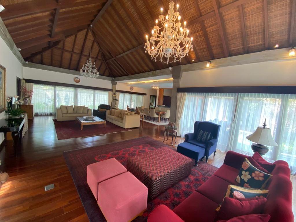 Bintang Bali Villa Кута Экстерьер фото